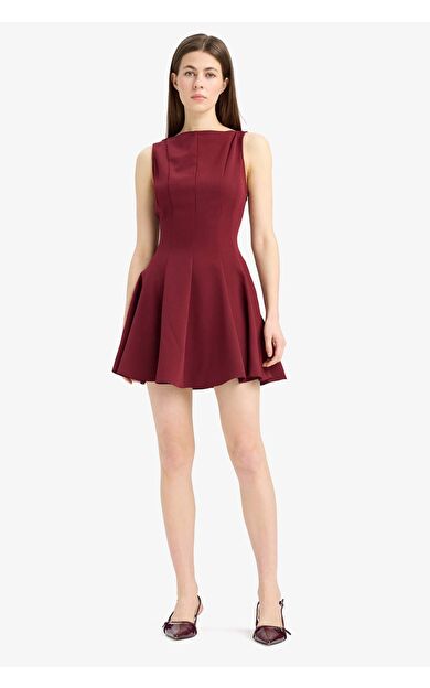 Kayık Yaka Kolsuz Mini Elbise