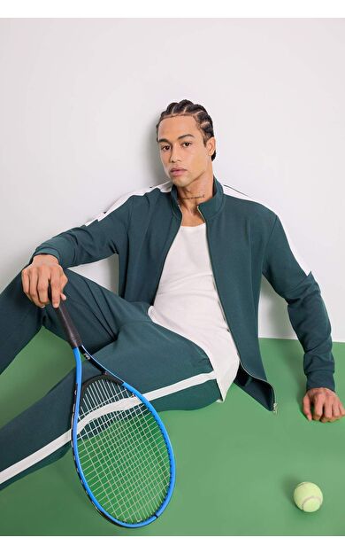 DeFactoFit Standart Fit Dik Yaka Fermuarlı Hırka