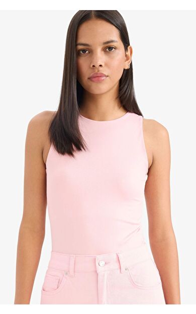 Afra x Defacto Slim Fit Dar Kesim Halter Yaka Atlet