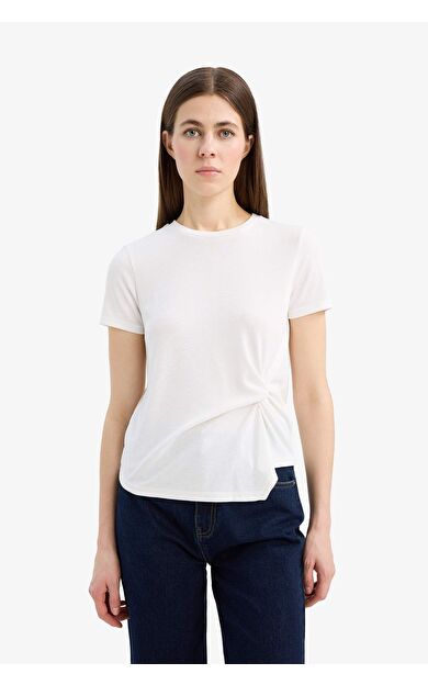 DeFacto Slim Fit Dar Kesim Bisiklet Yaka Ribana Kısa Kollu Tişört F0366AX25SPER105