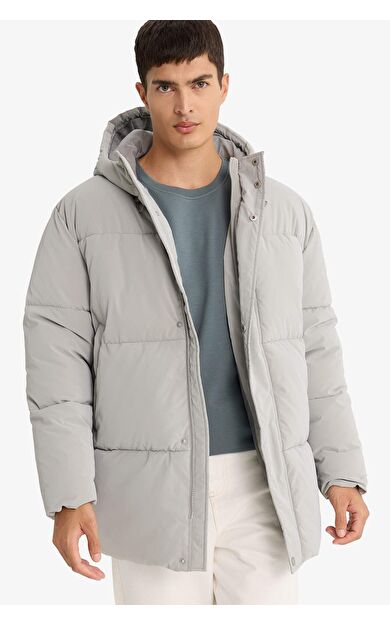 Su İtici Regular Fit Kapüşonlu Cepli Astarlı Rüzgar Geçirmez Fermuarlı  Parka