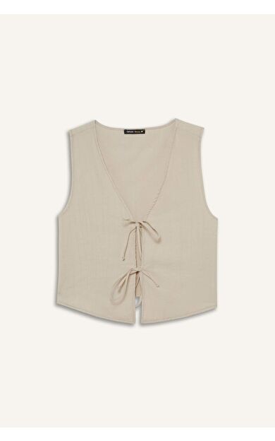 Regular Fit V Yaka Krinkıl Kumaş Kolsuz Bluz