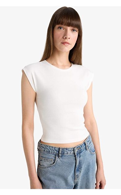 DeFacto Slim Fit Dar Kesim Bisiklet Yaka Basic Düz Modal Kısa Kollu Tişört F0685AX25AUER105
