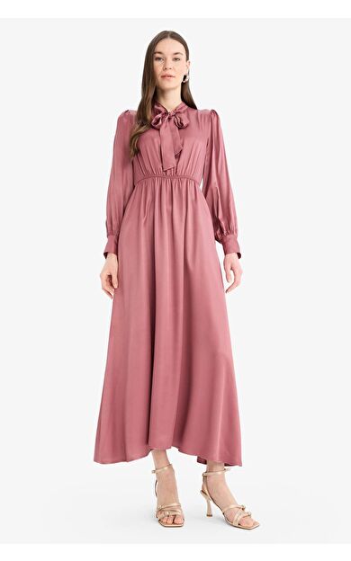 Regular Fit Fiyonk Yaka Saten Uzun Kollu Midi Elbise