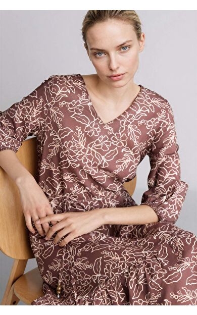 DeFacto Regular Fıt V Yaka Baskılı Elbise