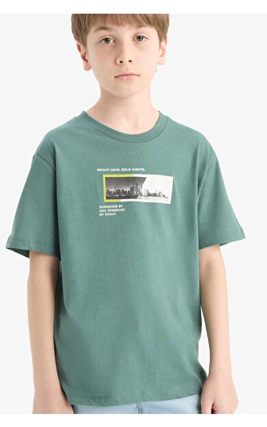 DeFacto Erkek Çocuk Regular Fit Bisiklet Yaka Kısa Kollu Tişört F1026A825SMGN758