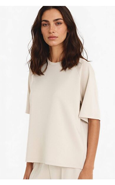 DeFacto Relax Fit Bisiklet Yaka Modal Kısa Kollu Tişört F1031AX25AUBG757