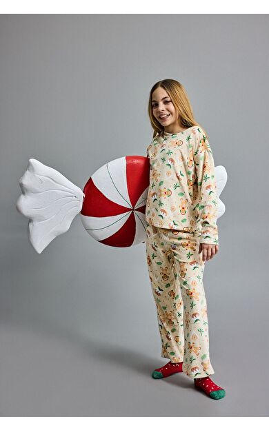 DeFacto Kız Çocuk Regular Fit Desenli Kadife 2'li Pijama Takımı