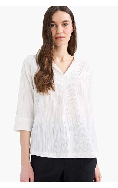 Regular Fit Kaçık Yaka Basic Düz Yarım Kollu Bluz