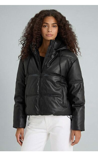 Regular Fit Kapüşonlu Polar Astarlı Suni Deri Mont