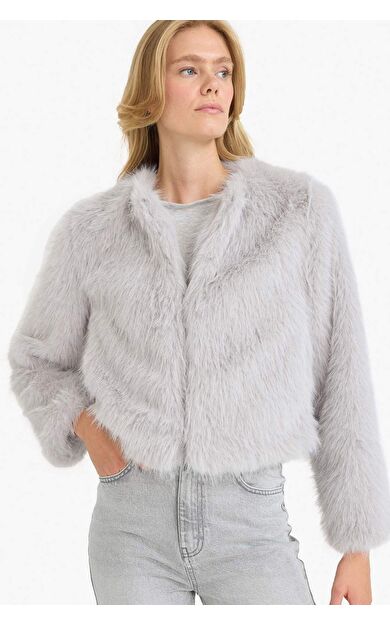 Regular Fit Kısa Suni Kürk