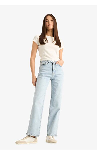 DeFacto Comfort Straight Yüksek Bel Bilek Boy Jean Yıkamalı Pantolon F2150AX25SMNM39