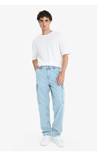 DeFacto Relax Fit Rahat Kesim Düz Paça Kargo Cepli Jean Yıkamalı Pantolon