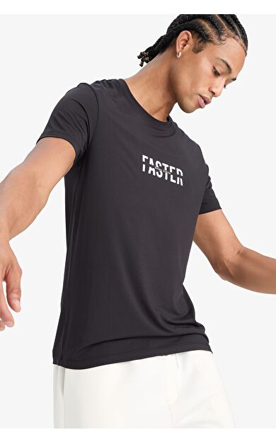 DeFacto DeFactoFit Slim Fit Dar Kesim Bisiklet Yaka Baskılı Sporcu Kısa Kollu Tişört F2762AX25SPBK81