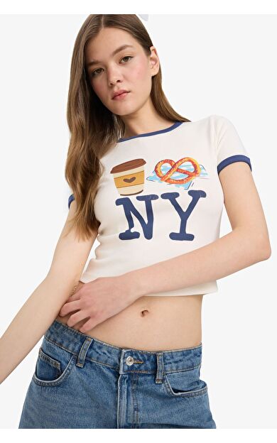 DeFacto Coool Fitted Crop Bisiklet Yaka Baskılı Ribana Kısa Kollu Tişört
