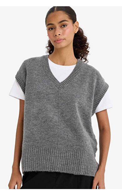 DeFacto Regular Fit V Yaka Yelek F2901AX25AUGR83