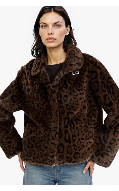 DeFacto Regular Fit Leopar Desenli Suni Kürk