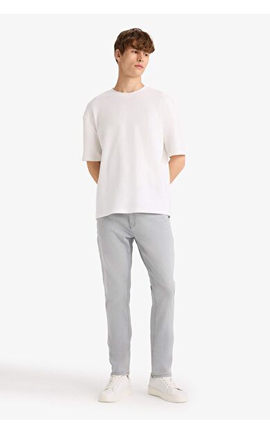 DeFacto Pedro Slim Fit Dar Kalıp Normal Bel Dar Paça Jean Pantolon F2988AX25AUNM18