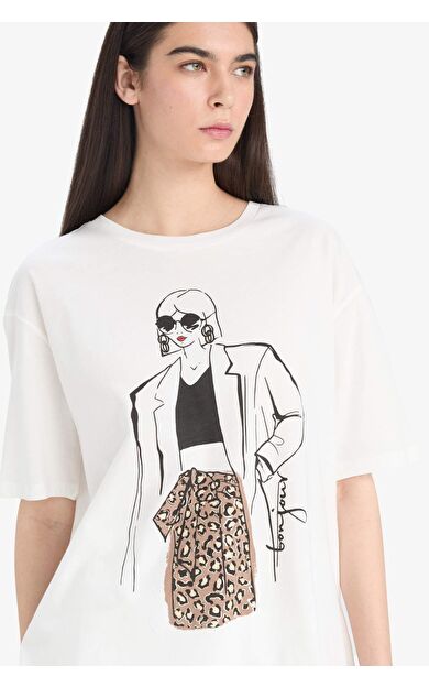 Relax Fit Bisiklet Yaka Kız Baskılı Penye Kısa Kollu Tişört