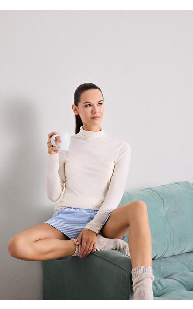 Modal Kaşmir Yumuşak Dokulu Balıkçı Yaka Uzun Kollu Üst-Fall in Love F3167AX25AUER100