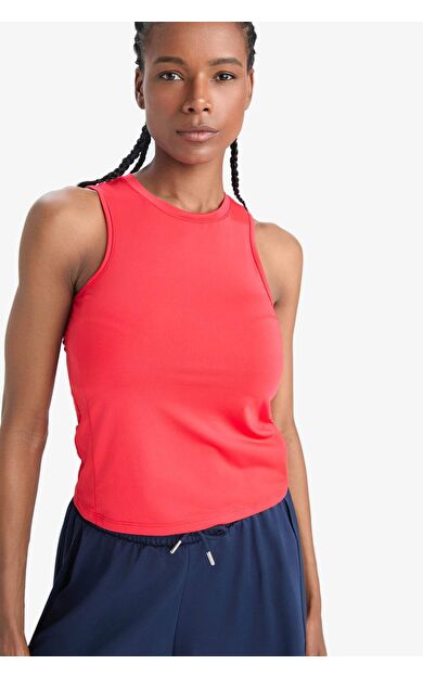 DeFactoFit Slim Fit Dar Kesim Basic Düz Bisiklet Yaka Kırmızı Sporcu Atlet