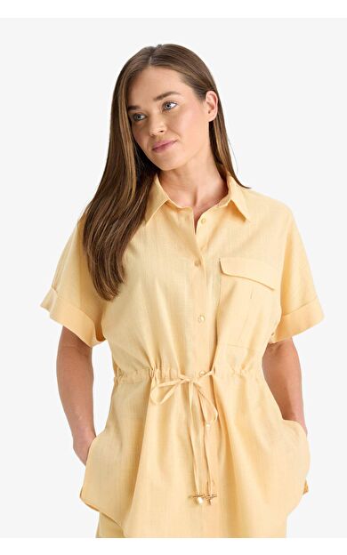 DeFacto Regular Fit Bağcıklı Flamlı Pamuk Kısa Kollu Gömlek F3416AX25HSYL1