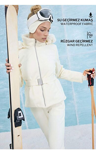 Su İtici Slim Fit Dar Kesim Kemerli Kapüşonlu Softshell Kayak Montu