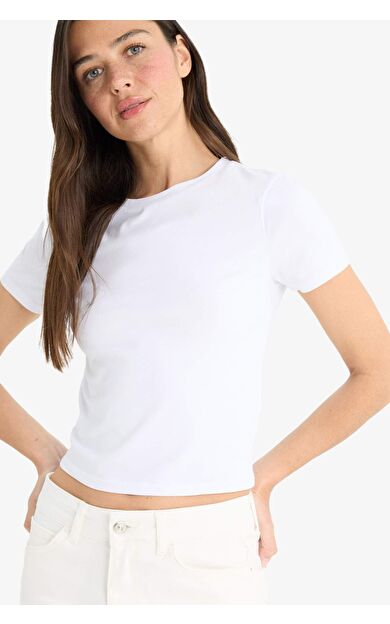 DeFacto Slim Fit Dar Kesim Bisiklet Yaka Basic Düz Kısa Kollu Tişört F3535AX25SMWT79