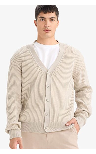 DeFacto Standart Fit V Yaka Düğmeli Triko Hırka