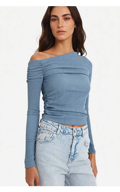 DeFacto Slim Fit Dar Kesim Tek Omuzlu Bürümcük Bluz F3934AX25AUIN103