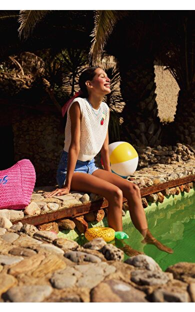 DeFacto Coool Bisiklet Yaka Meyve Nakışlı Kroşe Süveter