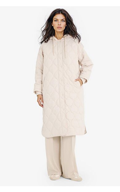 Regular Fit Kapüşonlu Çıtçıtlı Cepli Kapitoneli Parka F4143AX25WNER128