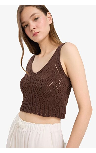 DeFacto Slim Fit Dar Kesim V Yaka Kroşe Askılı Bluz