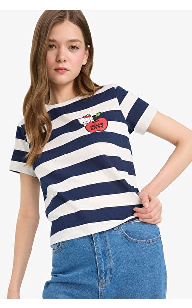 DeFacto Coool Hello Kitty Regular Fit Kısa Kollu Tişört F4565AX25SMWT32