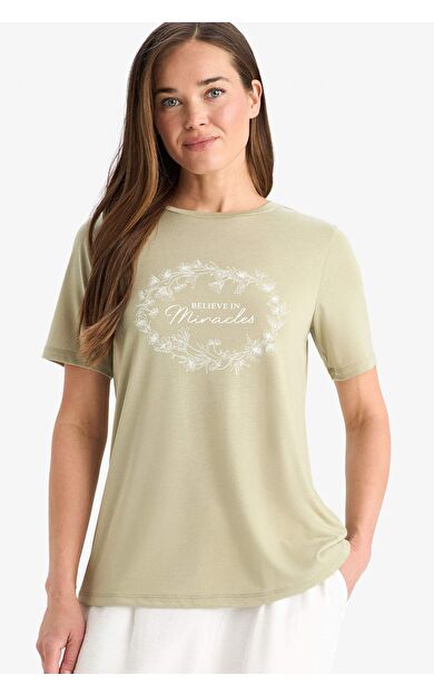 DeFacto Regular Fit Bisiklet Yaka Baskılı Kısa Kollu Tişört F4838AX25SMKH445