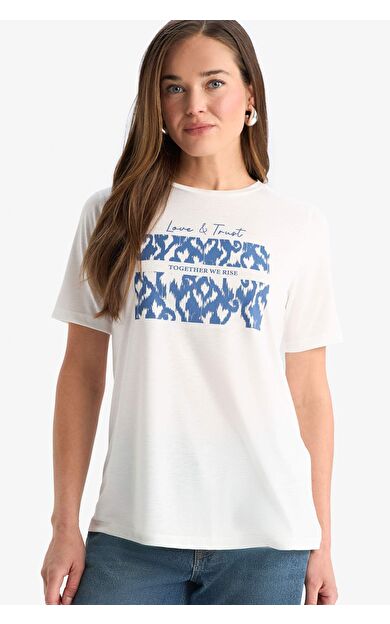 DeFacto Regular Fit Bisiklet Yaka Kısa Kollu Tişört F4843AX25SMER105