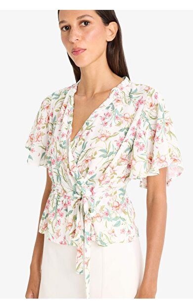 Fitted V Yaka Desenli Yan Bağlamalı  Maroken Kısa Kollu Bluz