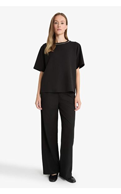 DeFacto Regular Fit Cep Detaylı Geniş Paça Pantolon F5413AX25AUBK81