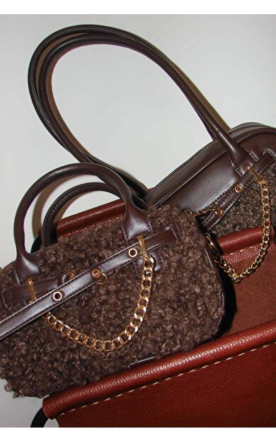 Kadın Pelüş Detaylı Suni Deri Çapraz Çanta