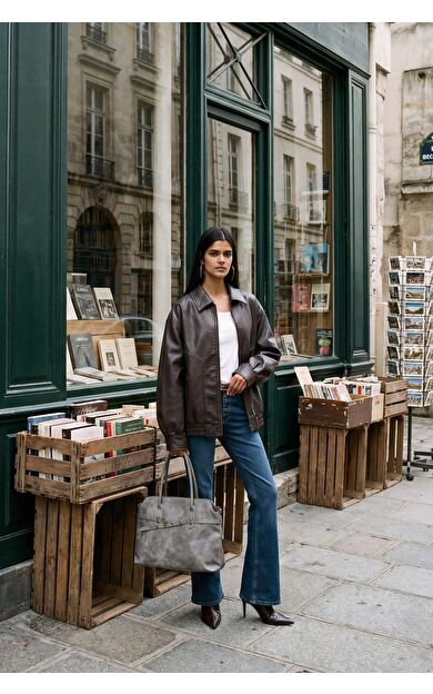 Mia Flare Fit Normal Bel Uzun Jean Yıkamalı Pantolon