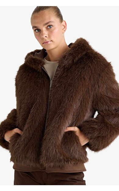 Regular Fit Suni Kürk Suni Kürk