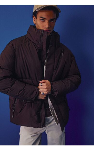 Su İtici Regular Fit Dik Yaka İç Cepli Fermuarlı Cepli Mont