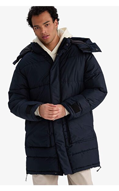 Su İtici Kapüşonlu Parka Mont