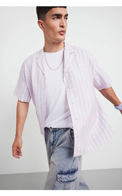 DeFacto Relax Fit Apaş Yaka Baskılı Dokuma Kısa Kollu Gömlek F5746AX25AUPN105