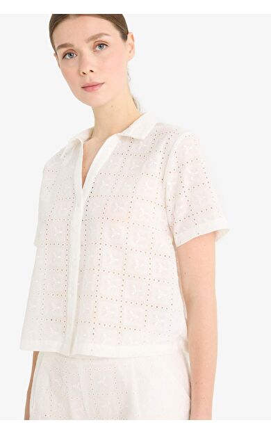 DeFacto Regular Fit Gömlek Yaka Brode Kısa Kollu Gömlek