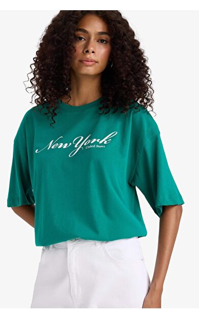 DeFacto Regular Fit Bisiklet Yaka Slogan Baskılı Penye Kısa Kollu Tişört F5885AX25SMGN384