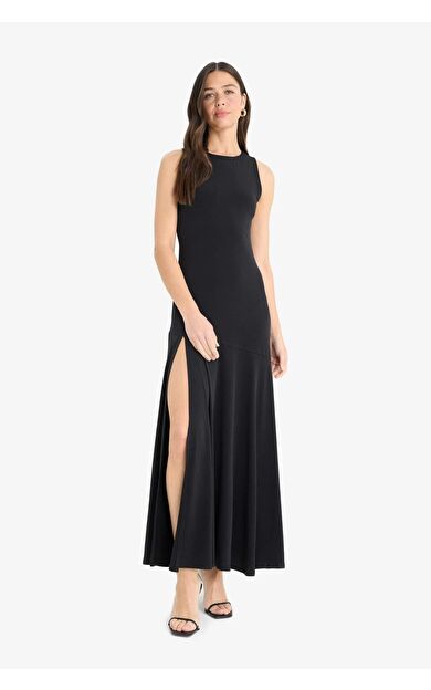 Bisiklet Yaka Kolsuz Maxi Elbise