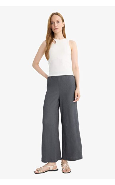 Beli Lastikli Düz Paça Bürümcük Pantolon