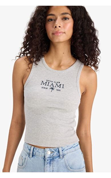 DeFacto Slim Fit Dar Kesim Slogan Baskılı Halter Yaka Fitilli Kaşkorse Atlet