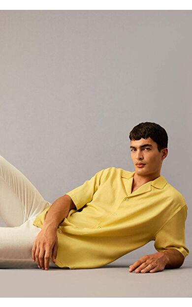 Relax Fit Polo Yaka Tensel Kısa Kollu Gömlek
